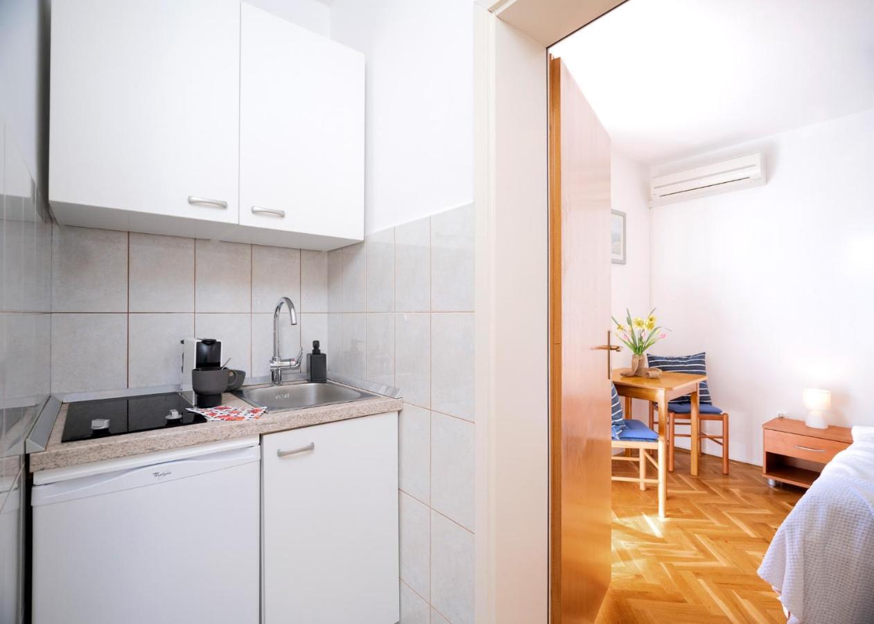 Novak Guesthouse - Zf Hvar Hvar Town Luaran gambar