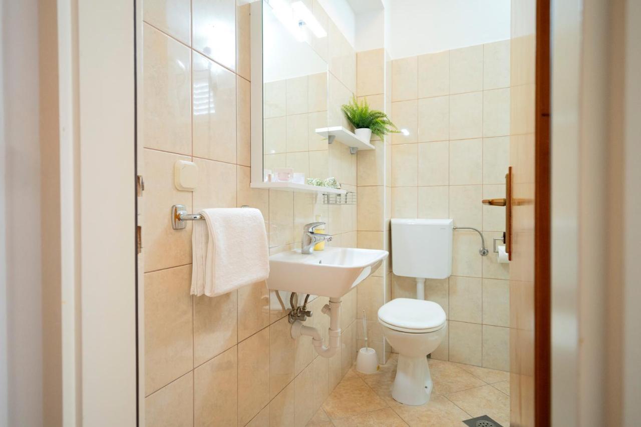 Novak Guesthouse - Zf Hvar Hvar Town Luaran gambar