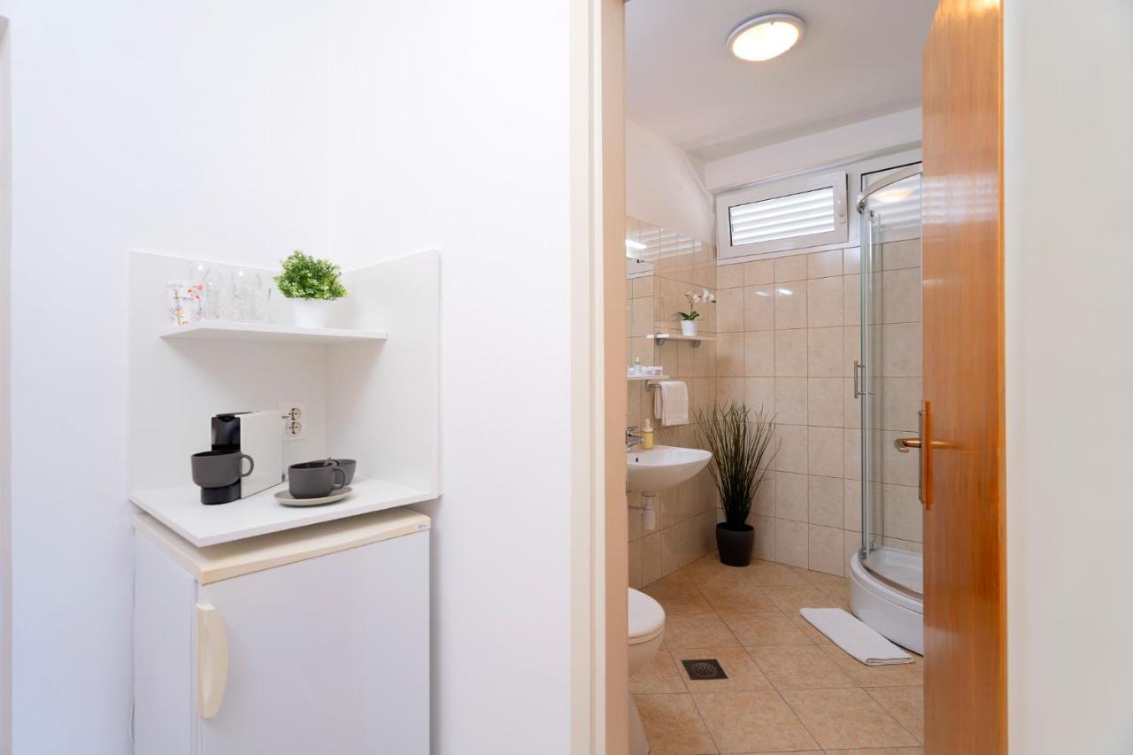 Novak Guesthouse - Zf Hvar Hvar Town Luaran gambar
