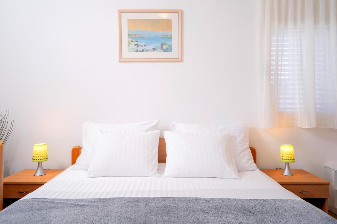 Novak Guesthouse - Zf Hvar Hvar Town Luaran gambar